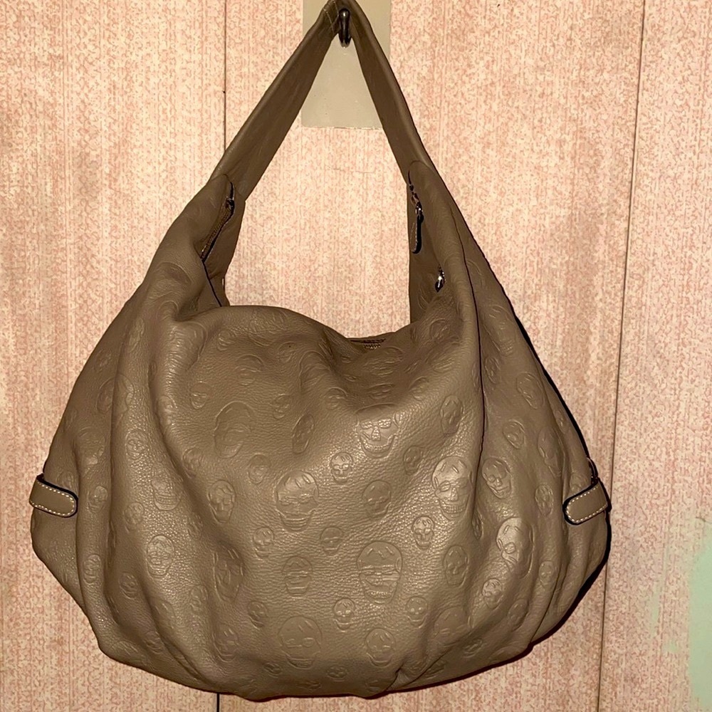 Alexander McQueen EXTREMELY RARE large skull hobo purse​​​ - Picture 2 of 8